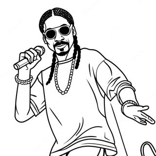 Zai Wu Tai Shang Biao Yan De Shi Nu Bi Dao Ge Tu Se Ye 113529-49555