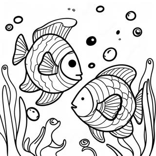 Liang Tiao Yu Fen Xiang Hai Zao Xiao Chi Tu Se Ye 123871-58087